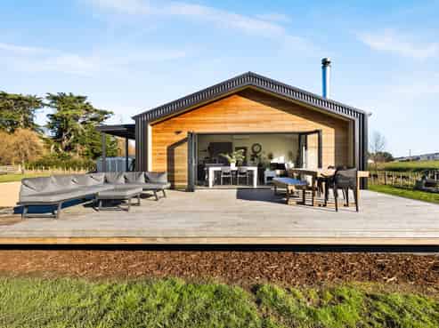 2480 Kahuranaki Road, Elsthorpe