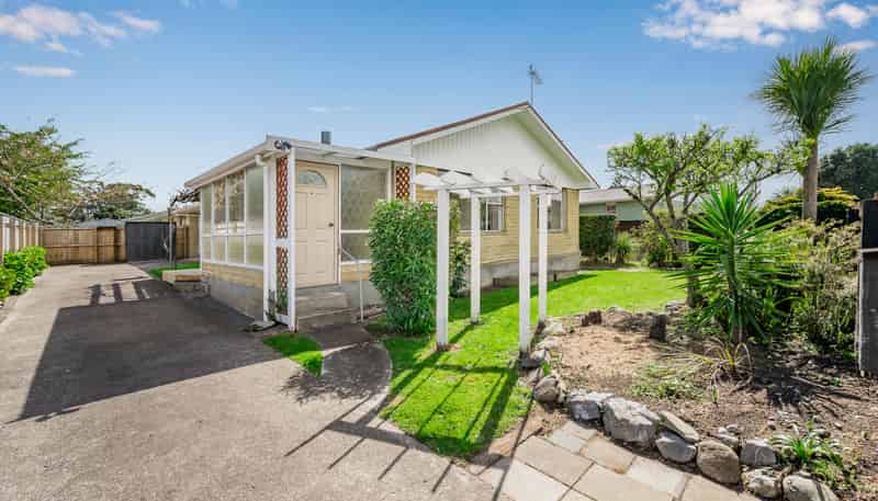 25 Arawhata Road, Paraparaumu