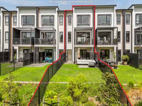 16 Beach Road, Hobsonville