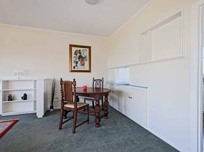 2/310 Lyndon Road West, Hastings