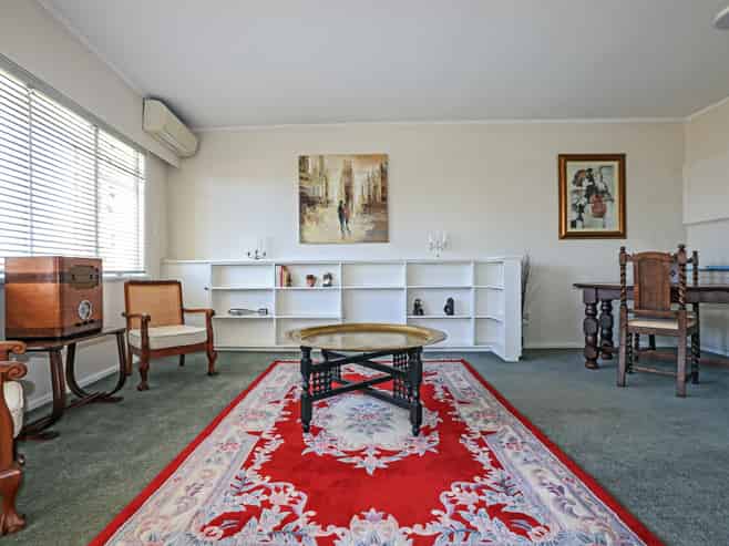 2/310 Lyndon Road West, Hastings