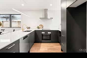 C/22 Palmer Crescent, Silverstream
