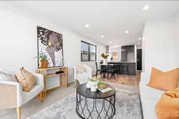 C/22 Palmer Crescent, Silverstream