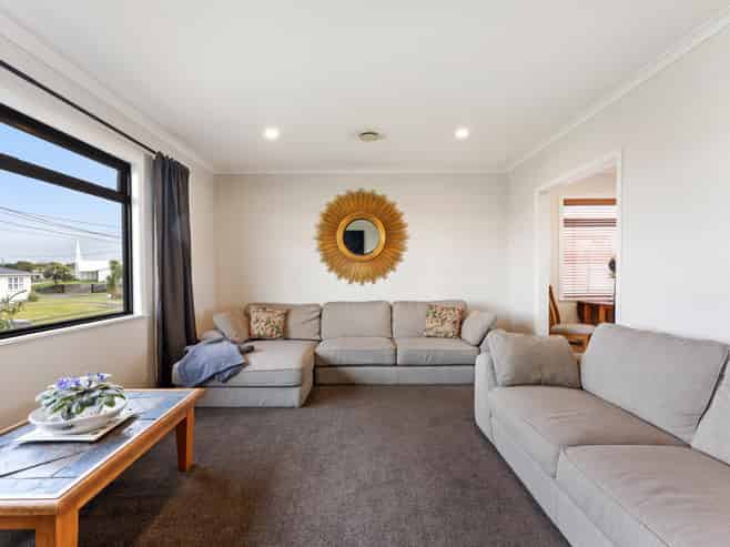 5 Balmoral Crescent, Springvale