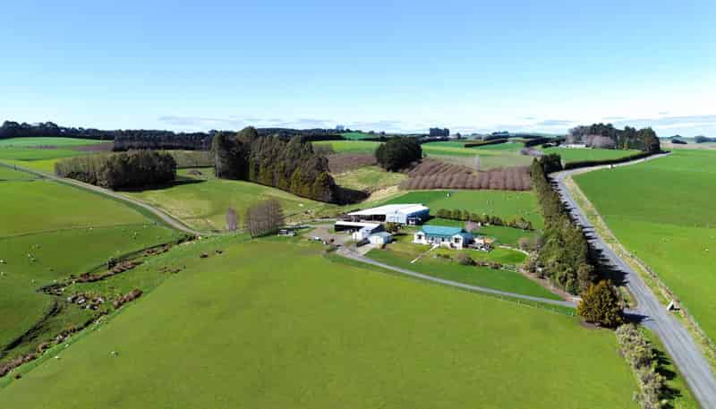169 Charters Road, Waikoikoi