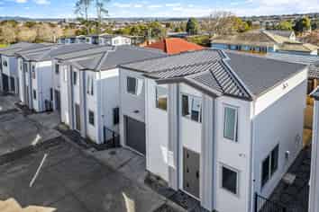 Lot8/232 Whitney Street, Blockhouse Bay