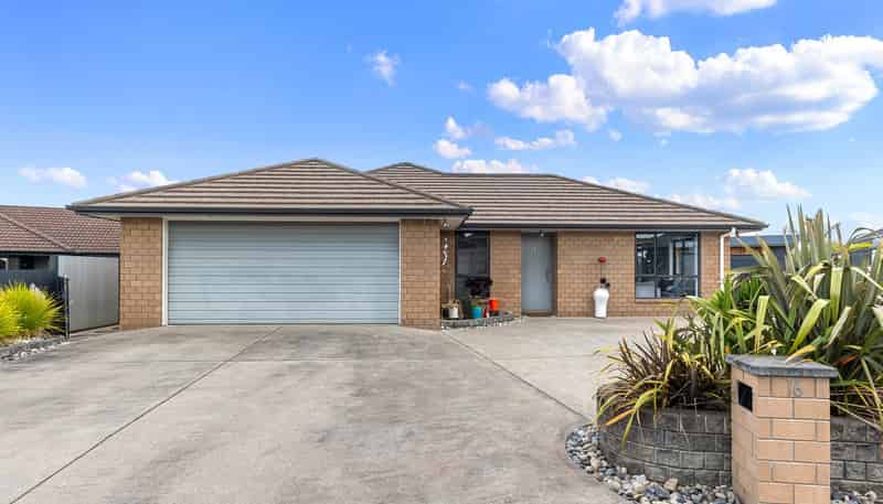 16 North Crest Drive, Onerahi