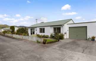 2/11 Bradley Street, Paeroa