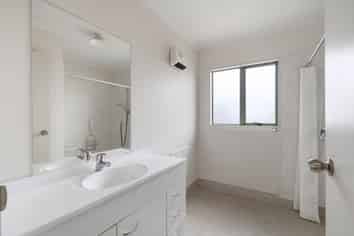 2/11 Bradley Street, Paeroa