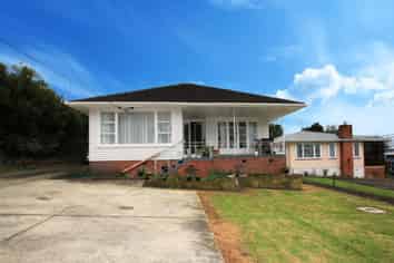 32 Kelwyn Road, Kelston