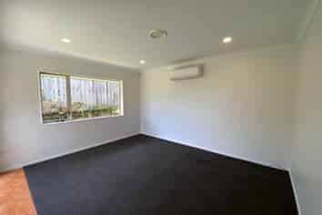 12A Innisowen Place, Flat Bush