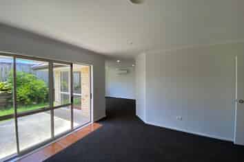 12A Innisowen Place, Flat Bush