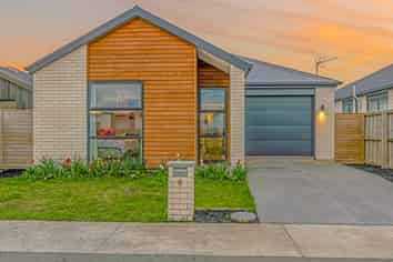 8 Greengrass Crescent, Kaiapoi