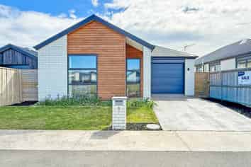 8 Greengrass Crescent, Kaiapoi