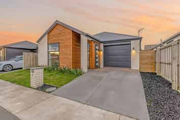 8 Greengrass Crescent, Kaiapoi