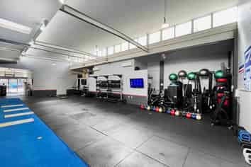 CITY FRINGE GYM / WAREHOUSE
