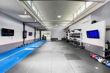 CITY FRINGE GYM / WAREHOUSE
