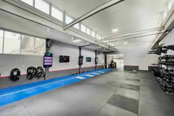 CITY FRINGE GYM / WAREHOUSE

