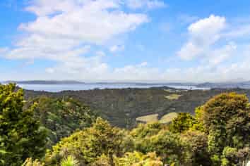 104 Green Hollows Road, Puhoi