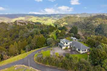 104 Green Hollows Road, Puhoi