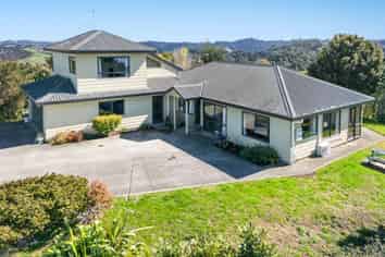 104 Green Hollows Road, Puhoi