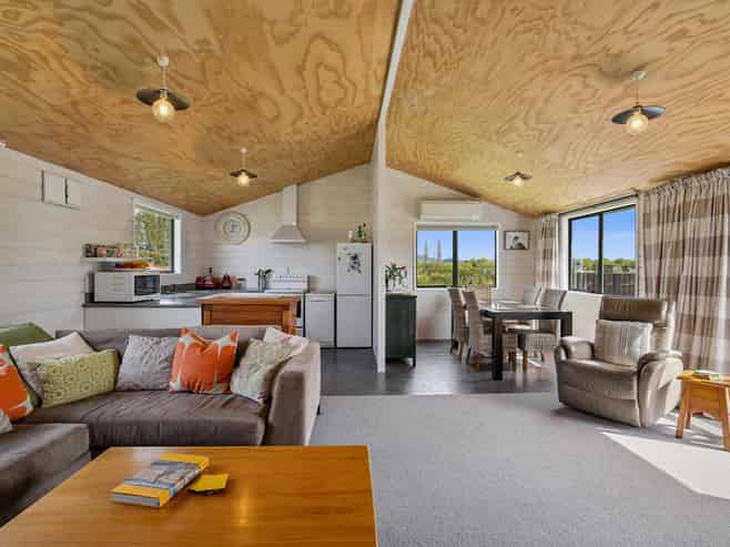 2 Avon Street, Lumsden