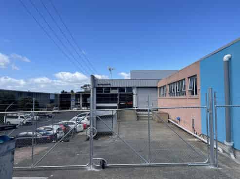 Low-cost industrial workspace and storage