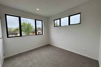 11/35 Crawford Avenue, Mangere Bridge