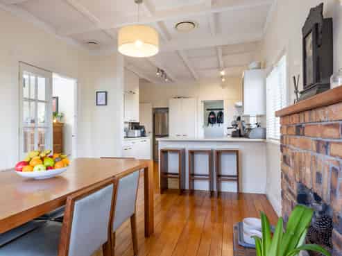 4 Kingsway, Three Kings