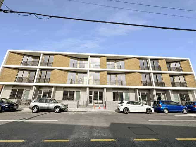 108A/2 Campbell Terrace, Petone