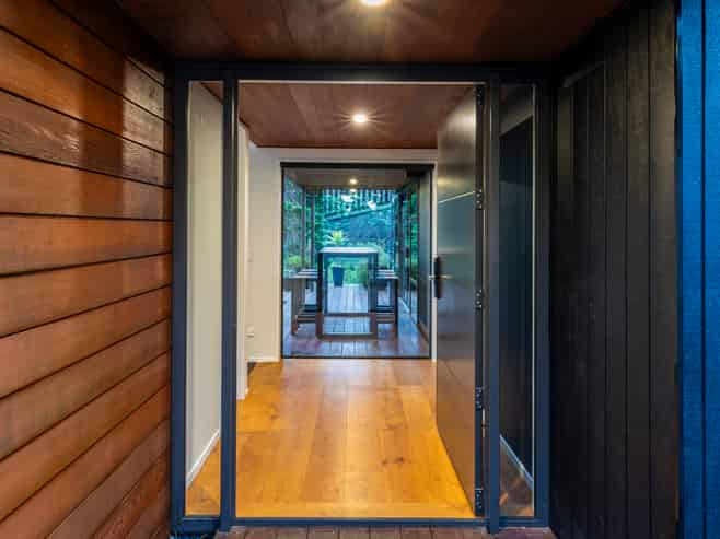 1 Quarry Hill Terrace, Kennedys Bush