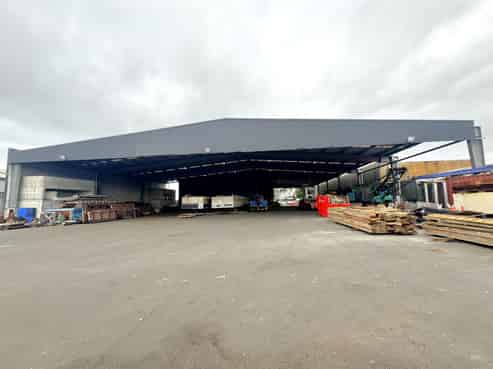 Unique Yard-Heavy Facility with Expansive Canopy