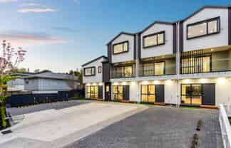 16C St Catherine Crescent, West Harbour