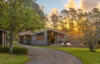  1115 State Highway 16, Waimauku