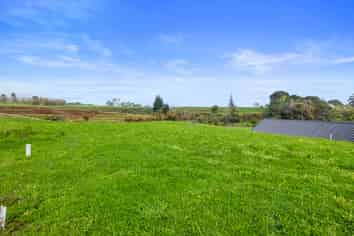1A Te Ara O Waiaroa, Oakura