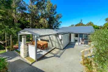 2 Zephyr Terrace, Governors Bay