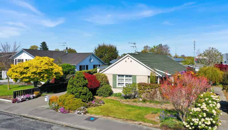 45 Churchill Avenue, Allenton