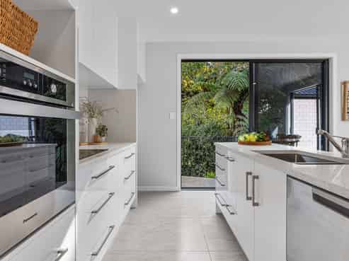 5 Lily Pond Lane, Katikati