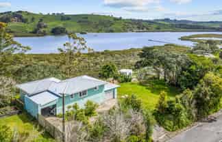 111 Wharf Road, Port Albert