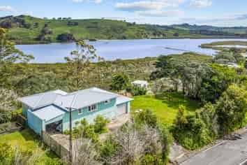 111 Wharf Road, Port Albert