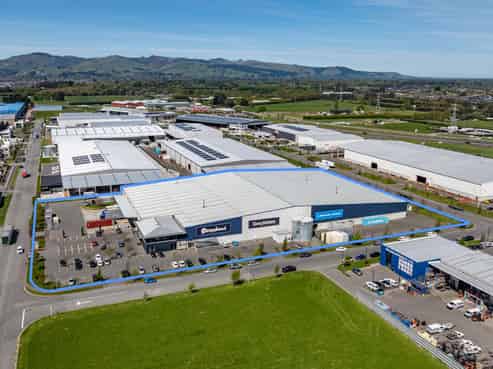 Sleep Easy with this Modern Blue-chip Investment 