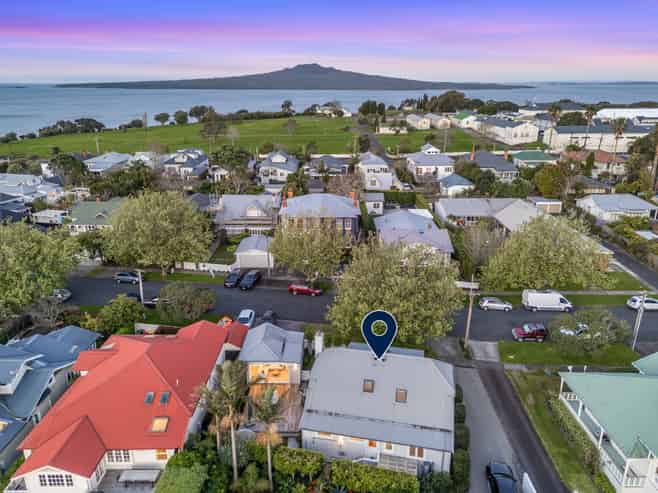 9A North Avenue, Devonport