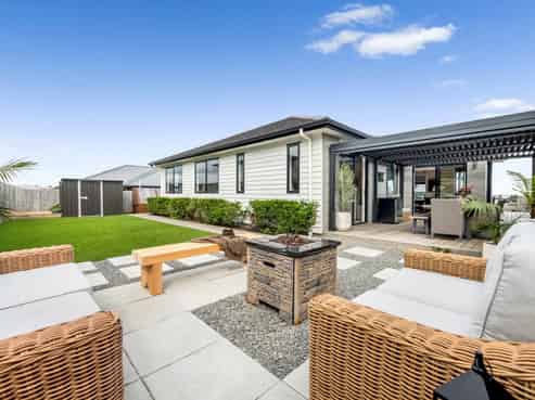 18 Keshvara Road, Beachlands