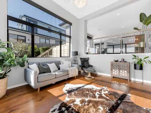 18 Keshvara Road, Beachlands