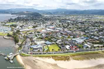 Create the next Esplanade hotspot