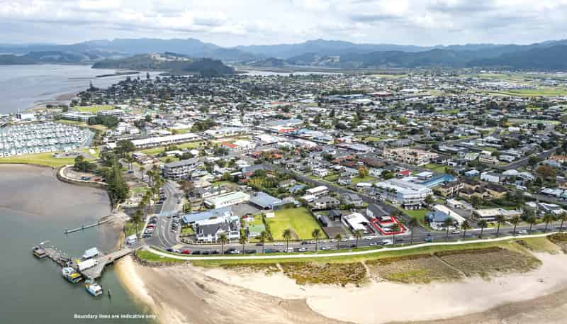 20 The Esplanade, Whitianga