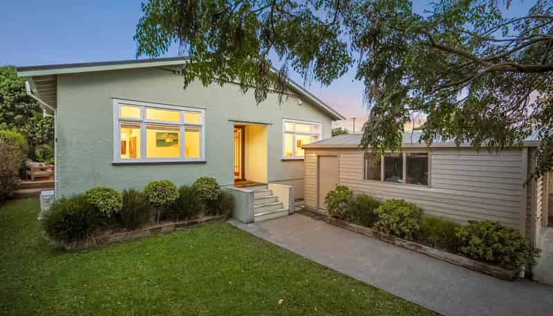 1C Rutherford Street, Belmont