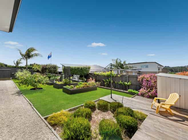 93 Liberty Crescent, Beachlands
