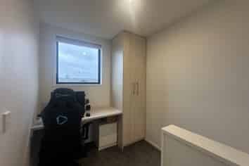 7/170 Don Buck Road, Massey