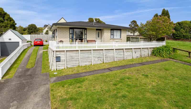 2/11 Te Ngaere Place, Merrilands